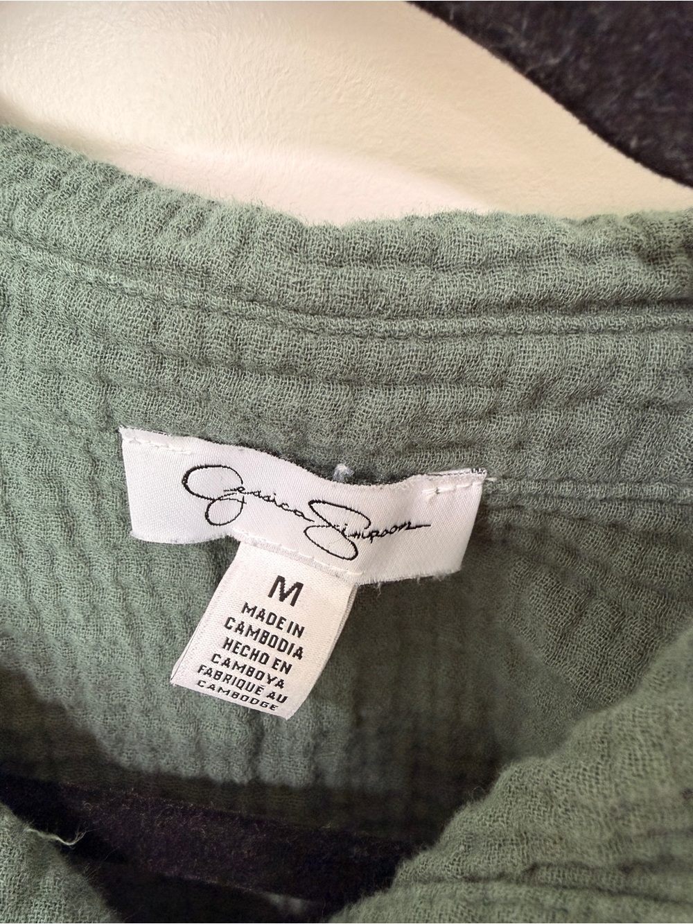 Jessica Simpson Textured Button-Down Top - Picture 2 of 4